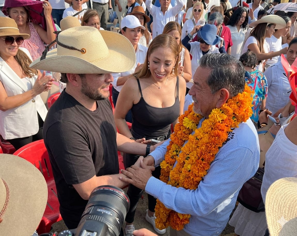 Reconoce Jesús Urióstegui trayectoria política y lucha social de Félix Salgado Macedonio